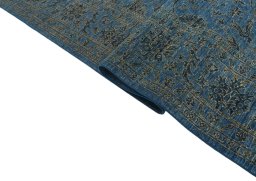 Close-up detail of New Farahan rug from Pakistan showing Wool weave