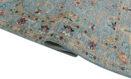Close-up detail of New Farahan rug from Pakistan showing Wool weave