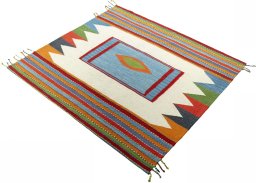 Corner detail of New Kilim Sofre rug showing border pattern and Wool pile