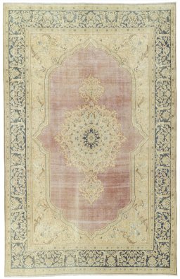 Full view of 1950s Vintage rug from Pakistan, 378 × 243 cm in Red tones