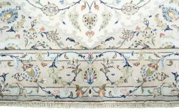 Full view of New Kashan rug from Iran / Persia, 294 × 194 cm in Beige tones