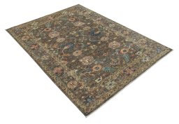 Corner detail of New Farahan rug showing border pattern and Wool pile