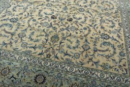 Close-up detail of 2000s Kashan rug from Iran / Persia showing Cork weave