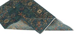 Central medallion detail of New Farahan rug from Pakistan