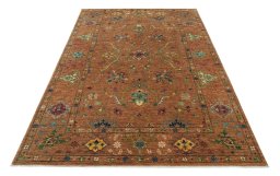Surface texture of New Farahan rug with natural Wool and intricate pattern
