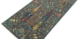Backside of handmade New Haj-jalili rug showing knot structure and weave density