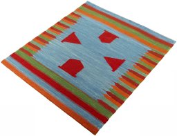 Corner detail of New Kilim Sofre rug showing border pattern and Wool pile
