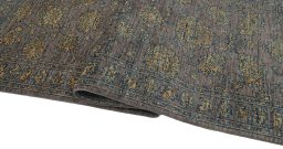 Close-up detail of New Farahan rug from Pakistan showing Wool weave