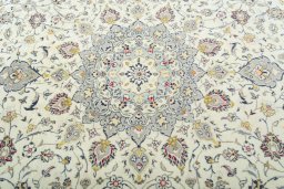 Central medallion detail of New Kashan rug from Iran / Persia