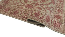 Close-up detail of New Farahan rug from Pakistan showing Wool weave
