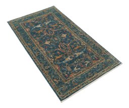 Corner detail of New Farahan rug showing border pattern and Wool pile