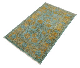 Close-up detail of New Farahan rug from Pakistan showing Wool weave