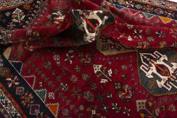 Close-up detail of 2000s Shiraz rug from Iran / Persia showing Wool weave