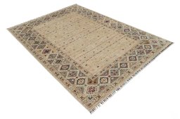 Corner detail of New Samarkand rug showing border pattern and Wool pile