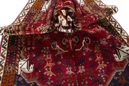 Close-up detail of 1970s Shiraz rug from Iran / Persia showing Wool weave