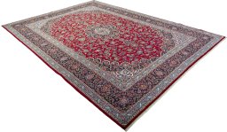 Close-up detail of 2000s Kashan rug from Iran / Persia showing Wool weave