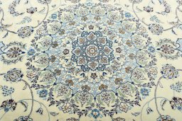 Central medallion detail of 2000s Nain rug from Iran / Persia