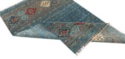 Central medallion detail of New Samarkand rug from Pakistan