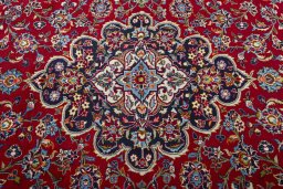 Central medallion detail of 2000s Kashan rug from Iran / Persia