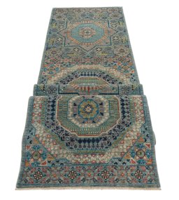 Central medallion detail of New Mamluk rug from Pakistan