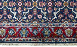 Central medallion detail of 2000s Najafabad rug from Iran / Persia