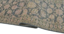 Close-up detail of New Farahan rug from Pakistan showing Wool weave