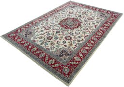 Corner detail of 2000s Sarough rug showing border pattern and Wool pile