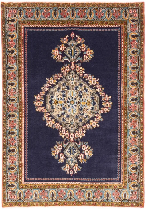 Ghom With Silk