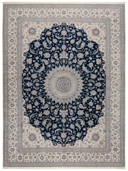 Nain 6La With Silk Signed