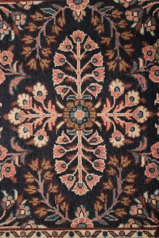 Lilian Semi Antique